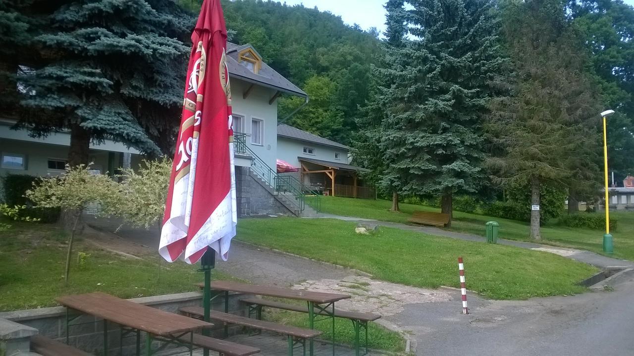 Rekreacni Komplex Losinka Velke Losiny Bagian luar foto