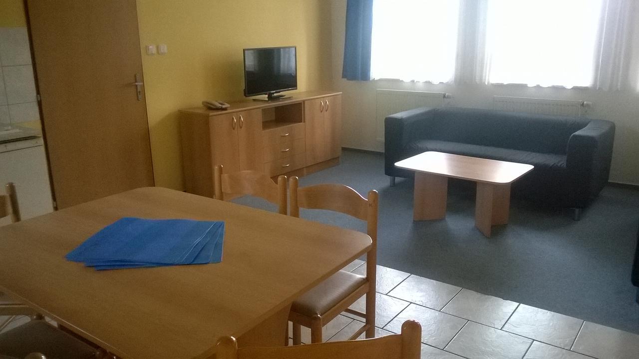 Rekreacni Komplex Losinka Velke Losiny Bagian luar foto